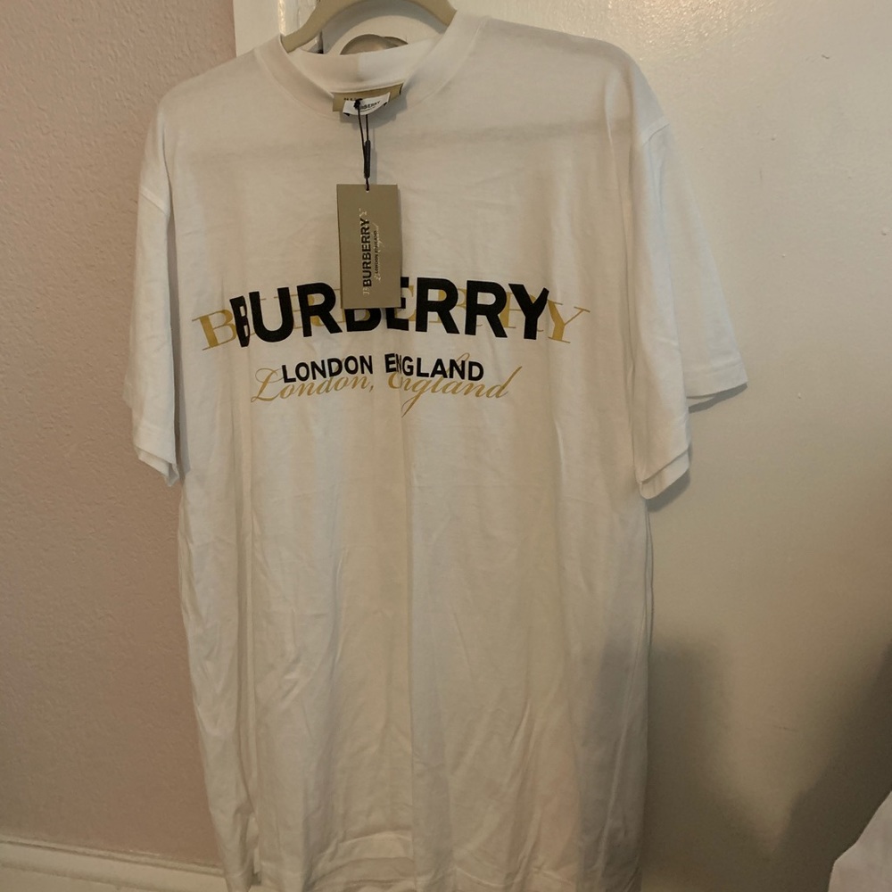 Men’s Burberry T-shirt